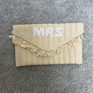 Adorable Straw MRS. Clutch